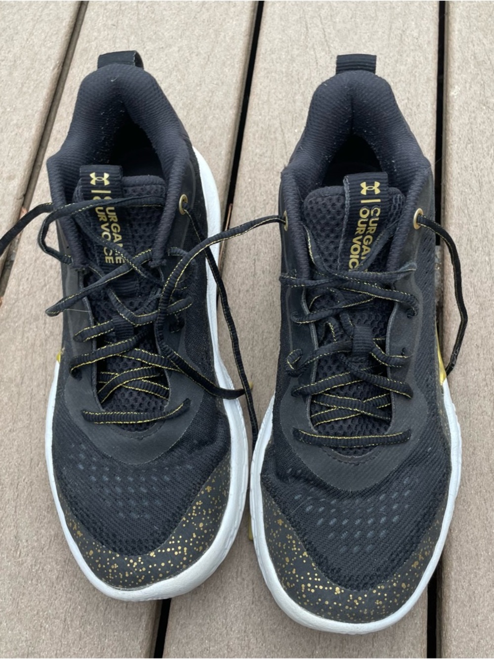 Under Armour Women’s Black & Gold Basketball Shoes size 10